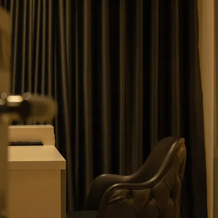 Отель Genoa Port